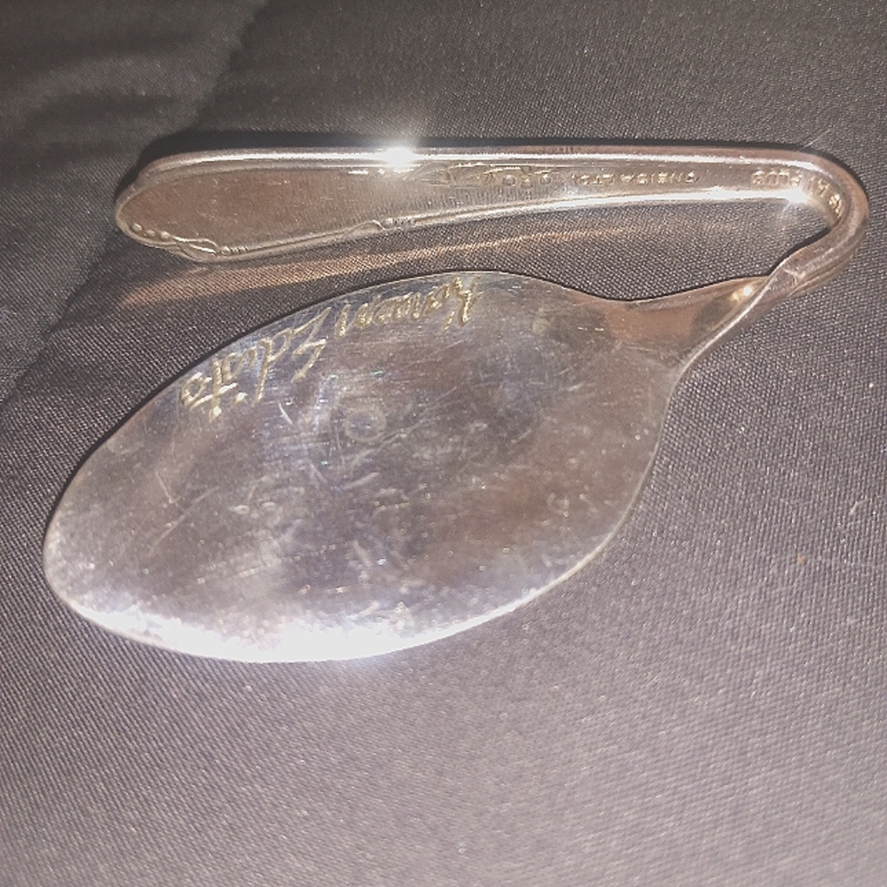 Vintage Oneida Silver Bookmark